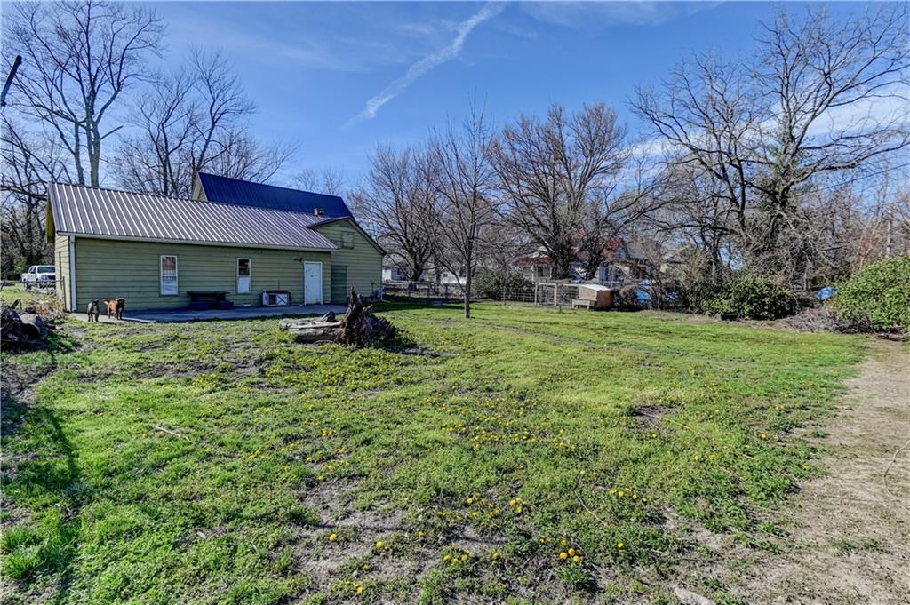511 North Main Street Corder, MO 64021 - Photo 34 of 40