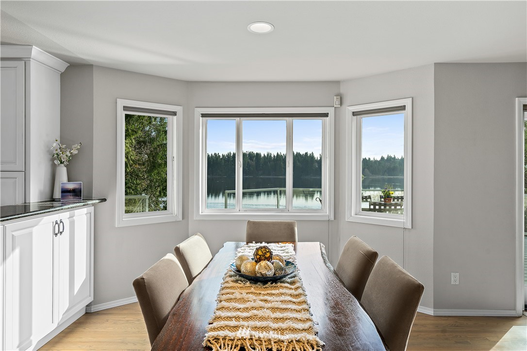 7724 Kelly Beach Road Southeast Olympia, WA 98513 - Photo 14 of 25 Gallery Image 14