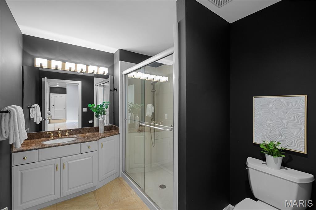 750 South Hanley Road, Unit 180 St. Louis, MO 63105 - Photo 13 of 30