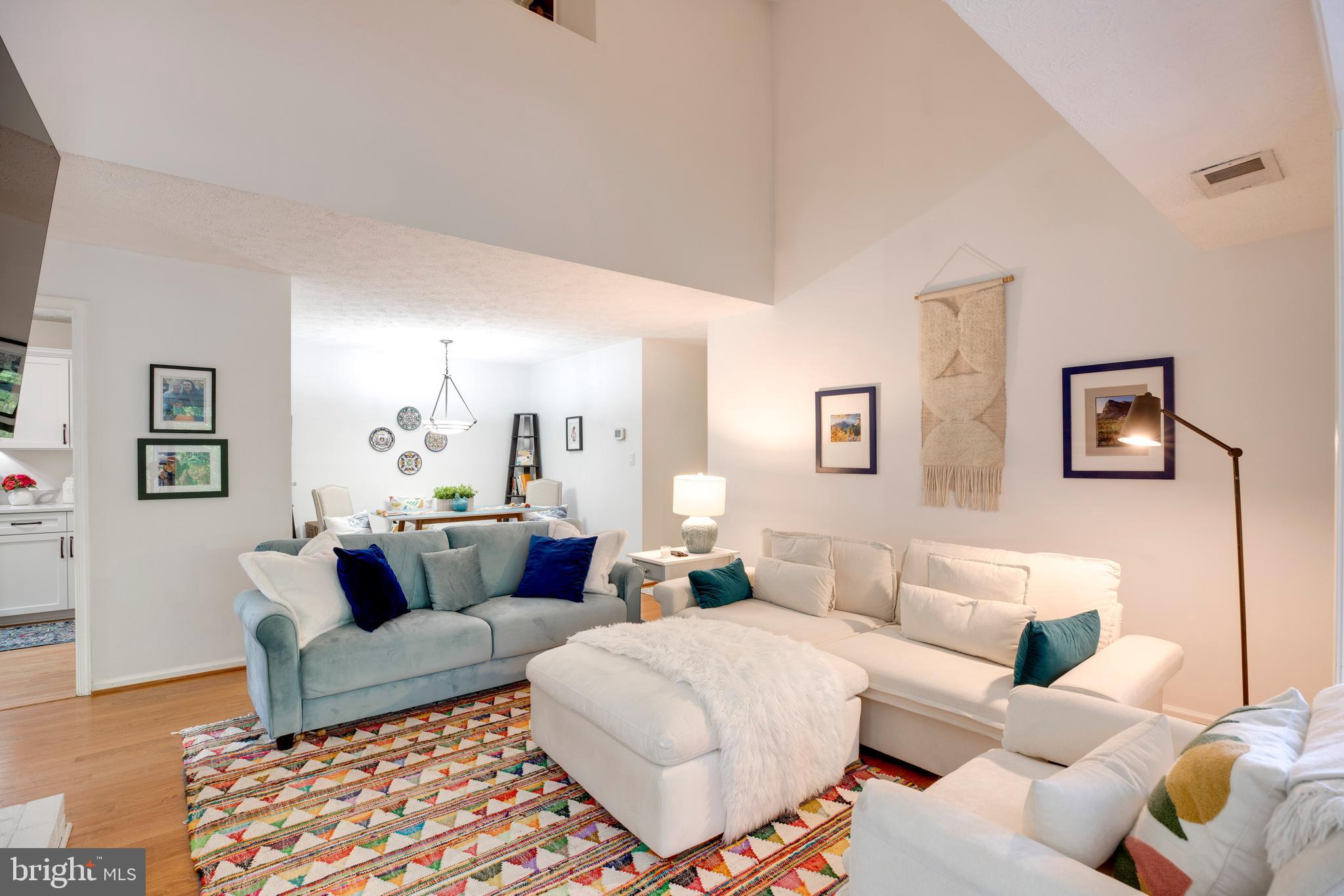 2293 Hunter's Run Drive Reston, VA 20191 - Photo 7 of 34 Gallery Image 7