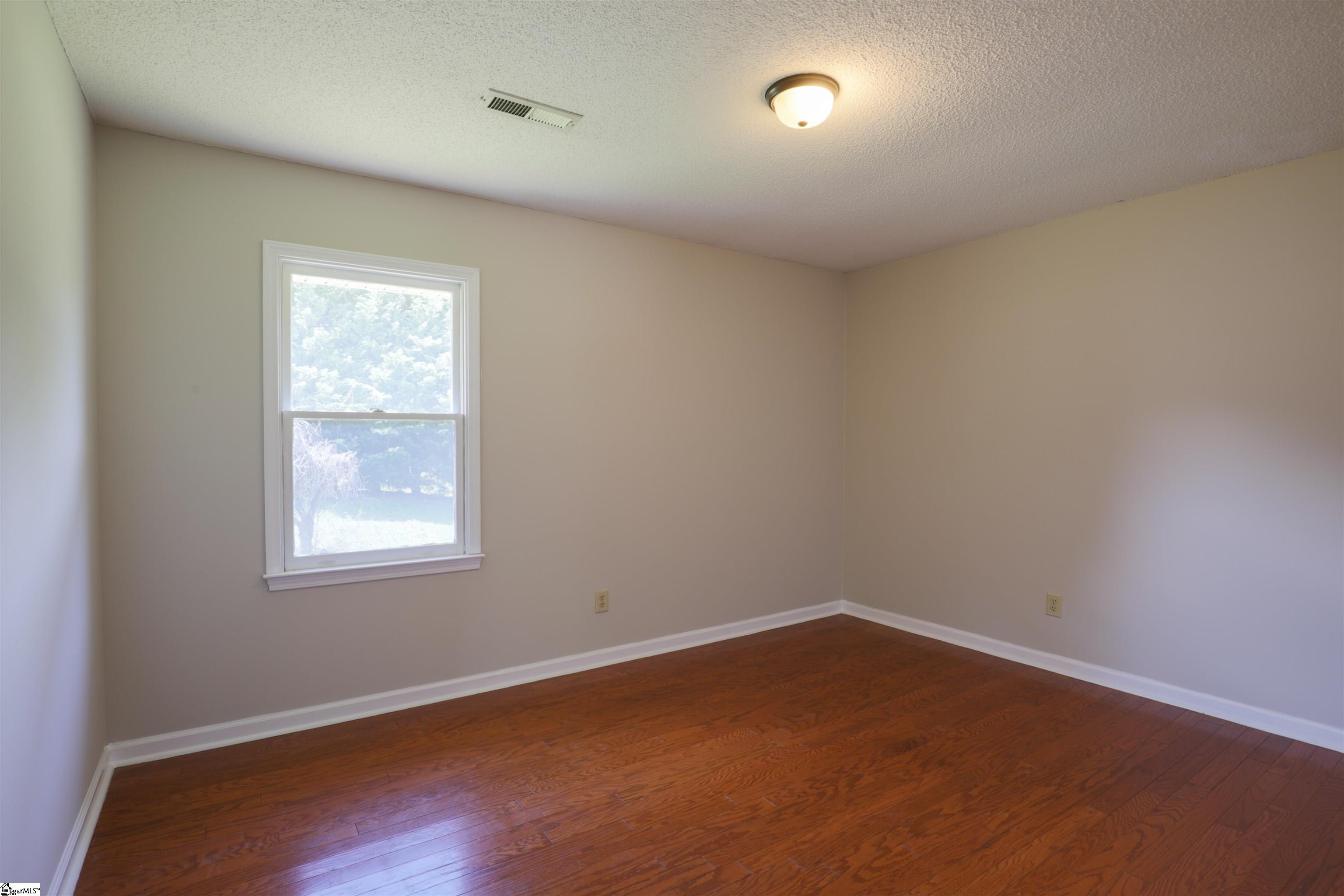 236 Ranier Drive Inman, SC 29349 - Photo 7 of 12