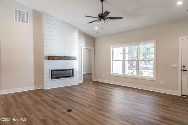 $405,000 | 115 Sandy Place, Pinebluff, NC 28373