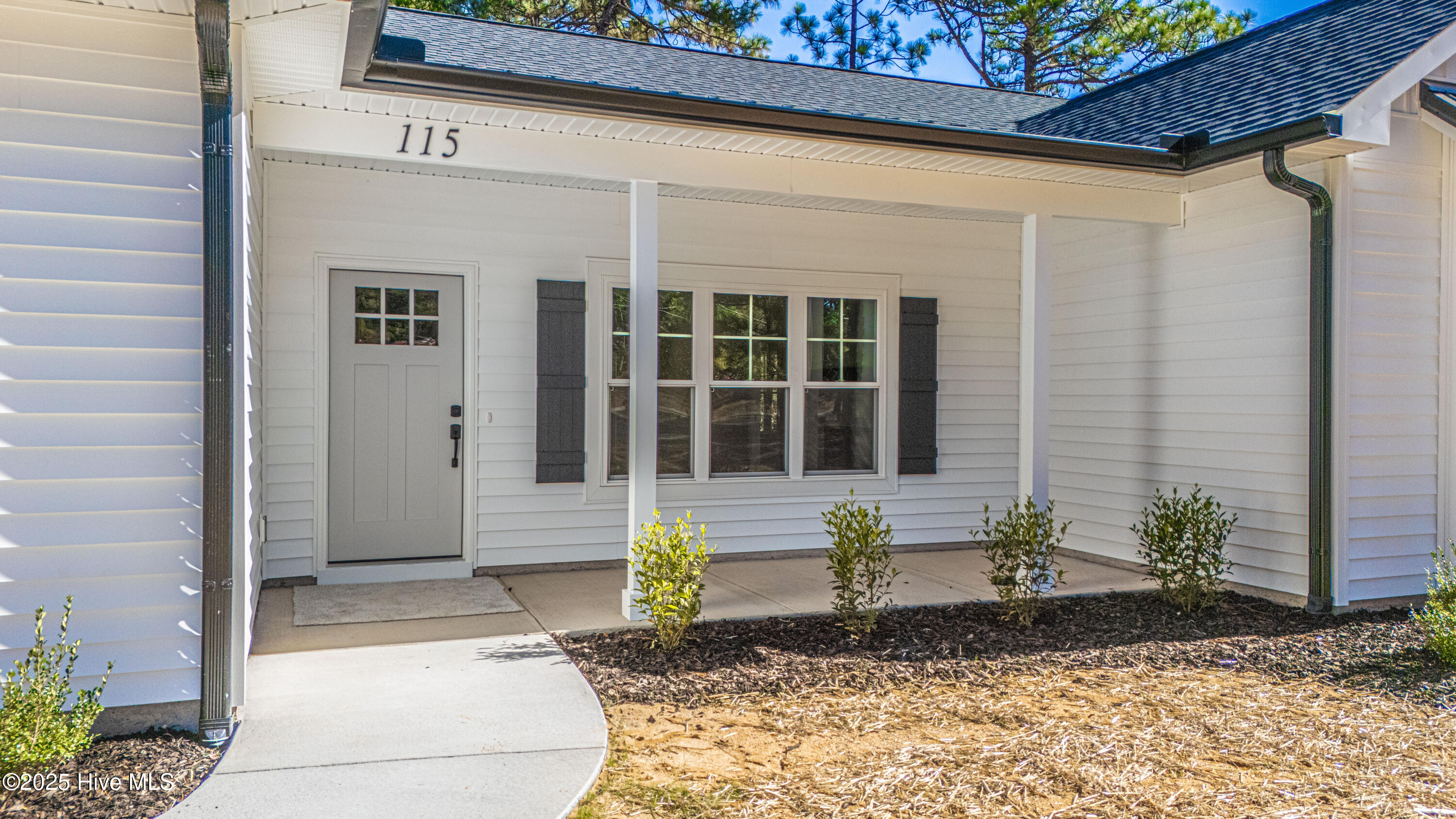 115 Sandy Place Pinebluff, NC 28373 - Photo 4 of 42 DJI_20251104110149_0006_D