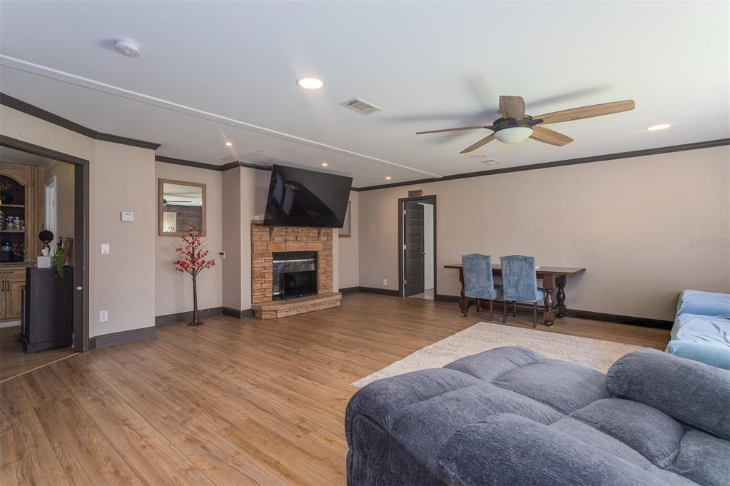 6965 Northeast 137th Place Citra, FL 32113 - Photo 4 of 35