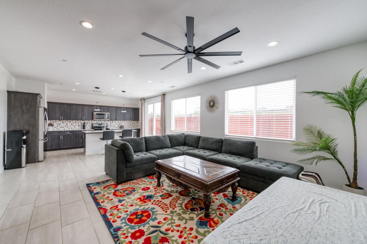 4183 North Reed Avenue Fresno, CA 93723 - Photo 3 of 12