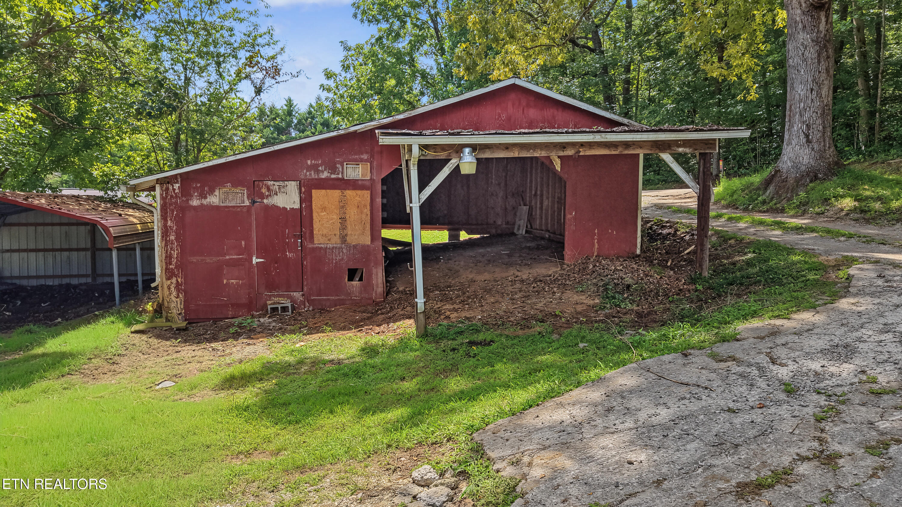 7712 Berry Williams Road Townsend, TN 37882 - Photo 28 of 28 DJI_20260813151511_0243_D-2