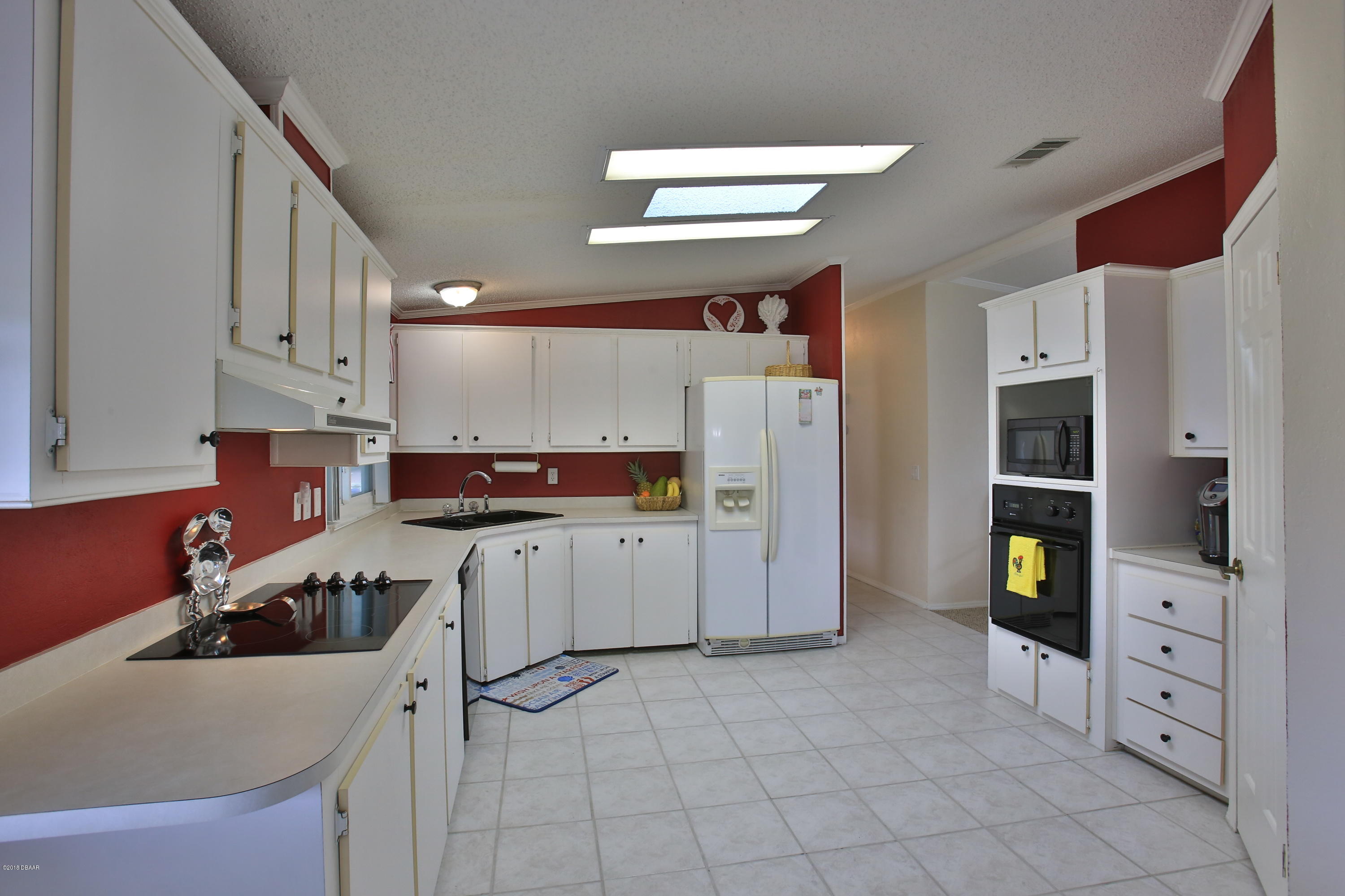 805 Navigators Way Edgewater, FL 32141 - Photo 6 of 29 Kitchen (1)