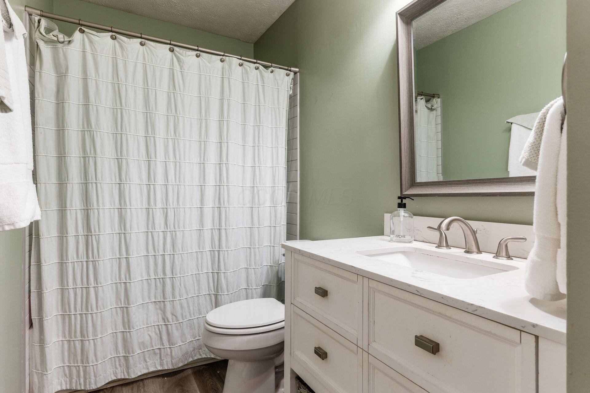 5355 Davidson Road Hilliard, OH 43026 - Photo 11 of 20