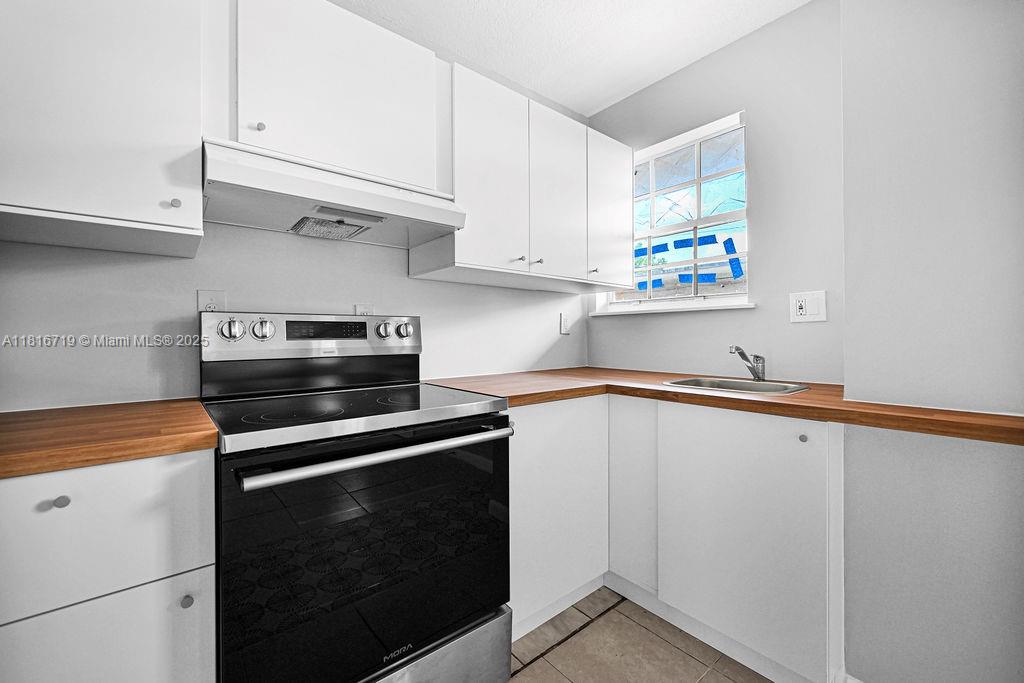 14180 Northwest 22nd Avenue, Unit 4 Opa-Locka, FL 33054 - Photo 16 of 41