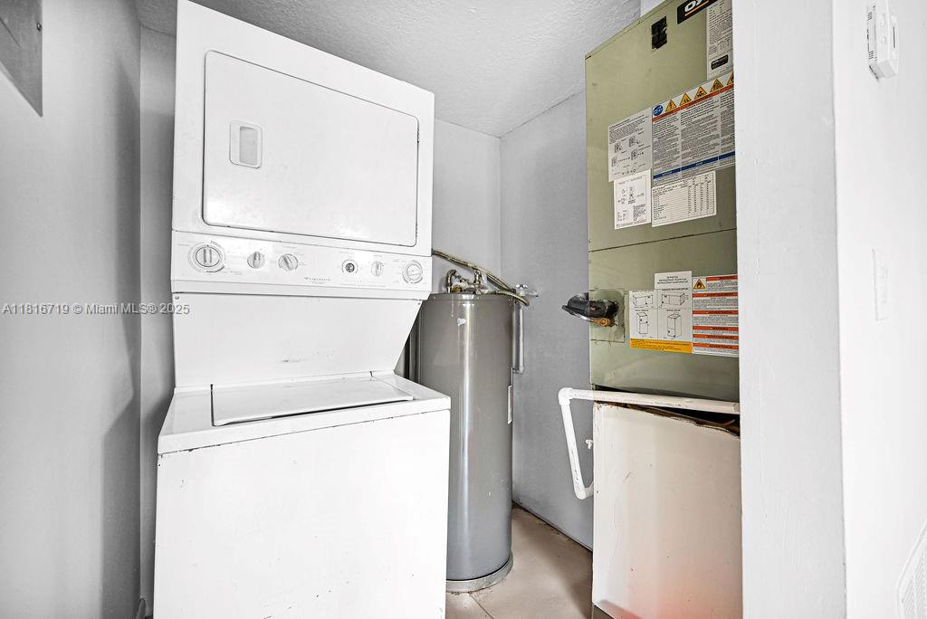 14180 Northwest 22nd Avenue, Unit 4 Opa-Locka, FL 33054 - Photo 20 of 41