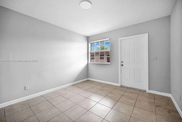 $172,500 | 14180 Northwest 22nd Avenue, Unit 4, Opa-Locka, FL 33054