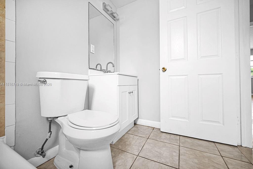 14180 Northwest 22nd Avenue, Unit 4 Opa-Locka, FL 33054 - Photo 32 of 41