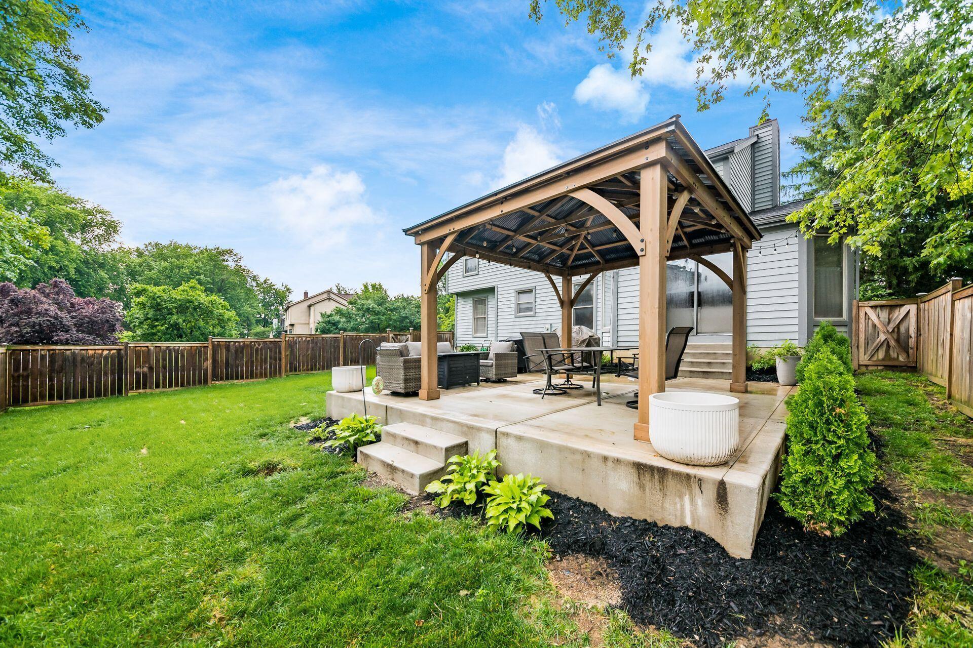 1169 Riva Ridge Boulevard Columbus, OH 43230 - Photo 50 of 56 050_lvd Columbus OH 43230 USA