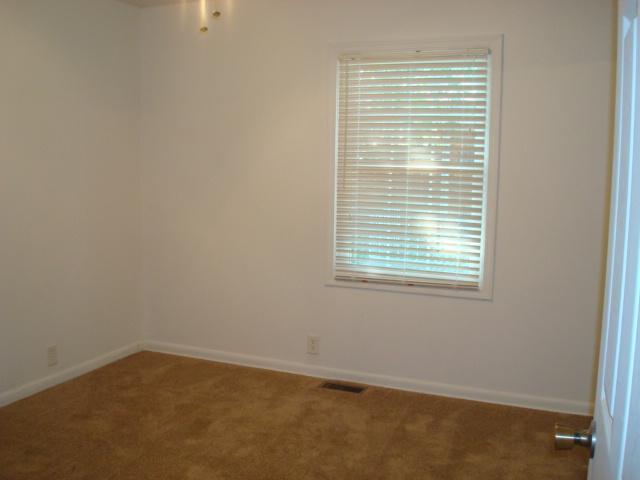 4912 Manning Road Indianapolis, IN 46228 - Photo 9 of 12 Gallery Image 9