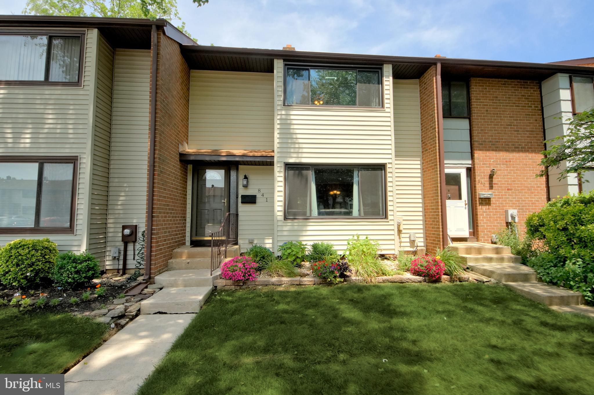 841 Jamestown Road East Windsor, NJ 08520 - Photo 1 of 43 Gallery Image 1