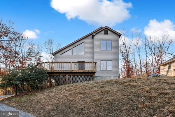 $2,250 | 1232 Lakeview Drive, Cross Junction, VA 22625