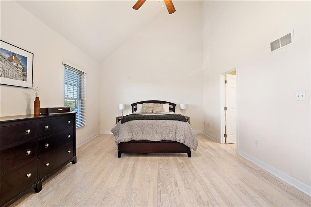 2364 Hilltop Road Presto, PA 15142 - Photo 12 of 25 Gallery Image 12