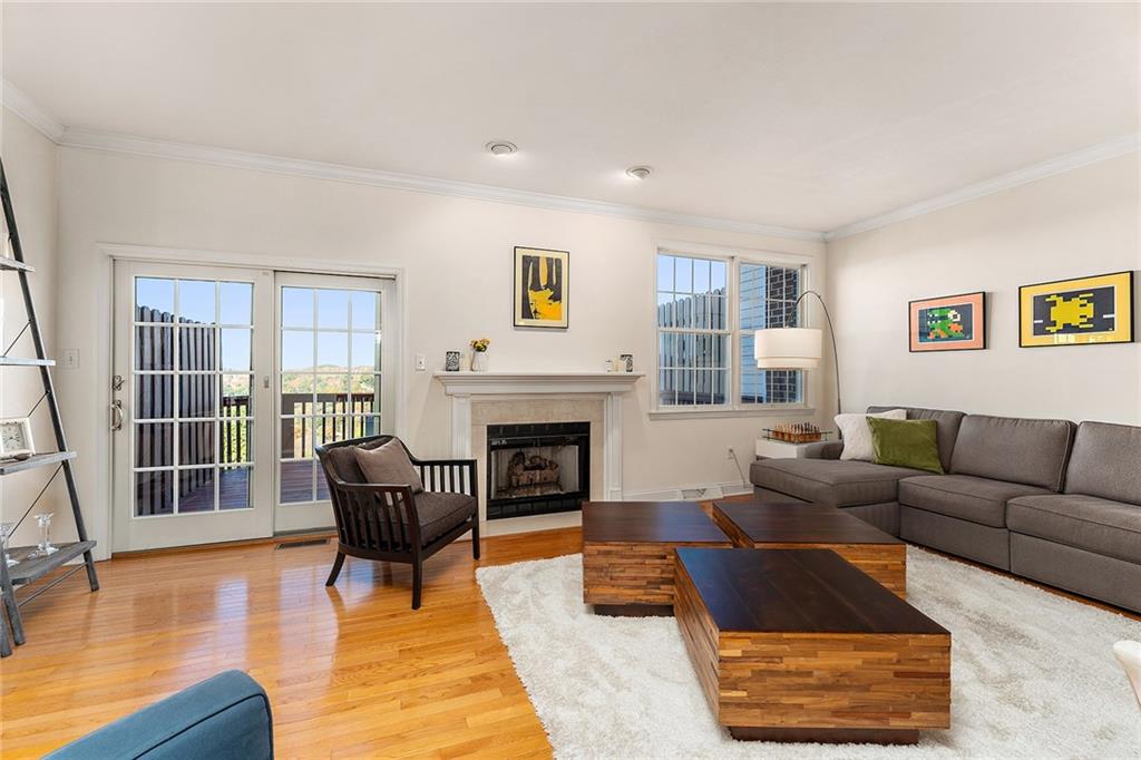2364 Hilltop Road Presto, PA 15142 - Photo 4 of 25 Gallery Image 4