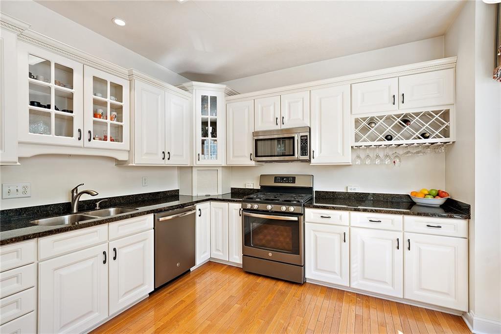 2364 Hilltop Road Presto, PA 15142 - Photo 9 of 25 Gallery Image 9