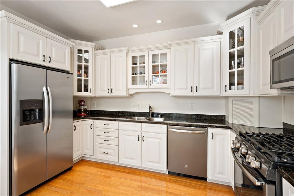 2364 Hilltop Road Presto, PA 15142 - Photo 10 of 25 Gallery Image 10