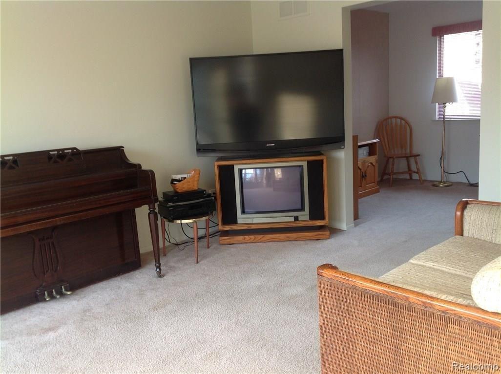 45550 Hanford Road Canton, MI 48187 - Photo 6 of 10 hanf 9.jpg