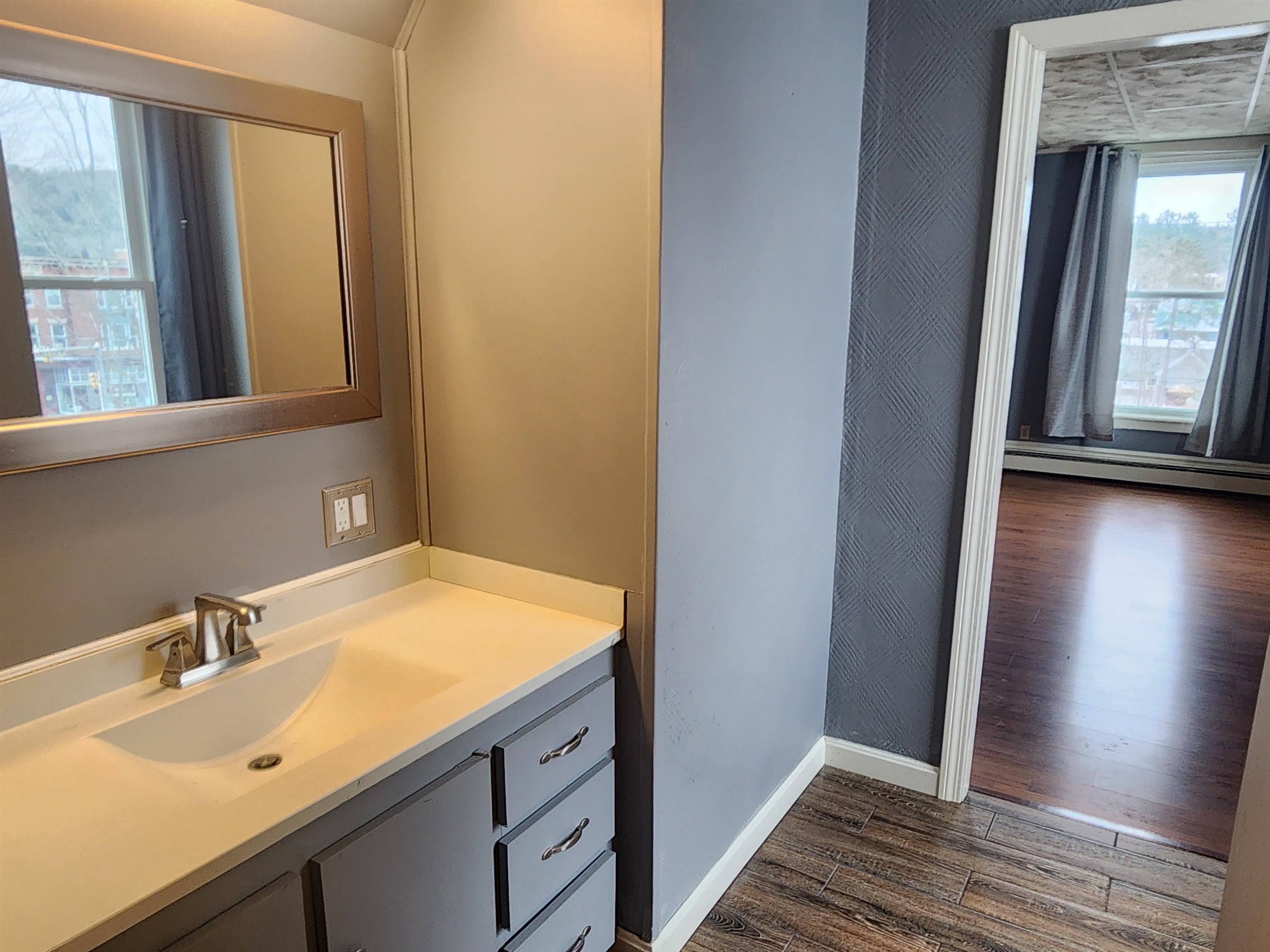 17 Union Street, Unit 3 Littleton, NH 03561 - Photo 29 of 53