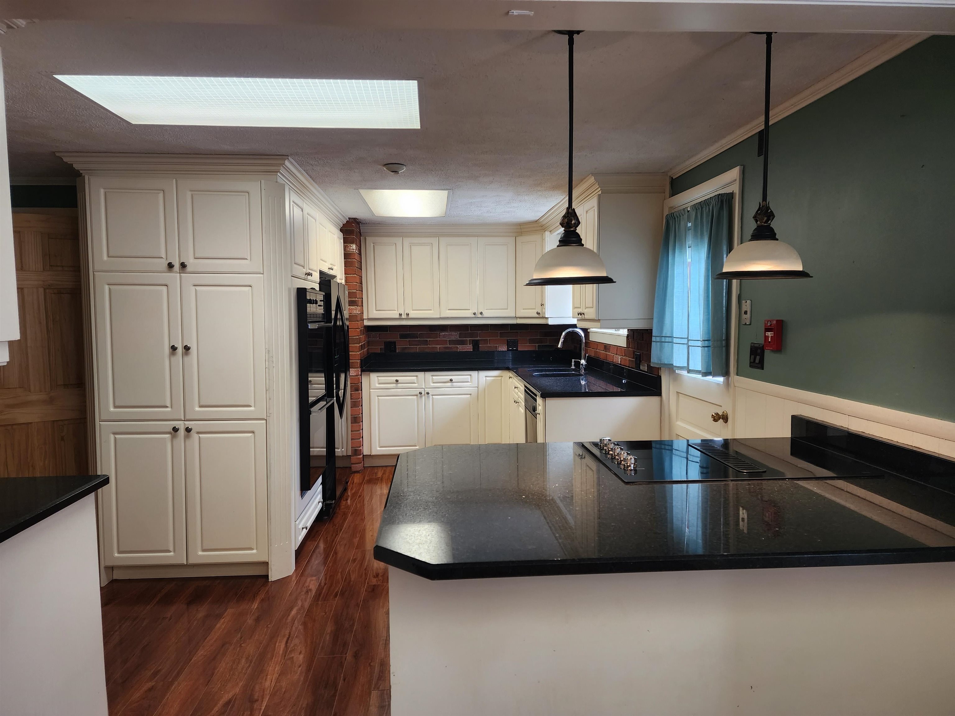17 Union Street, Unit 3 Littleton, NH 03561 - Photo 4 of 53
