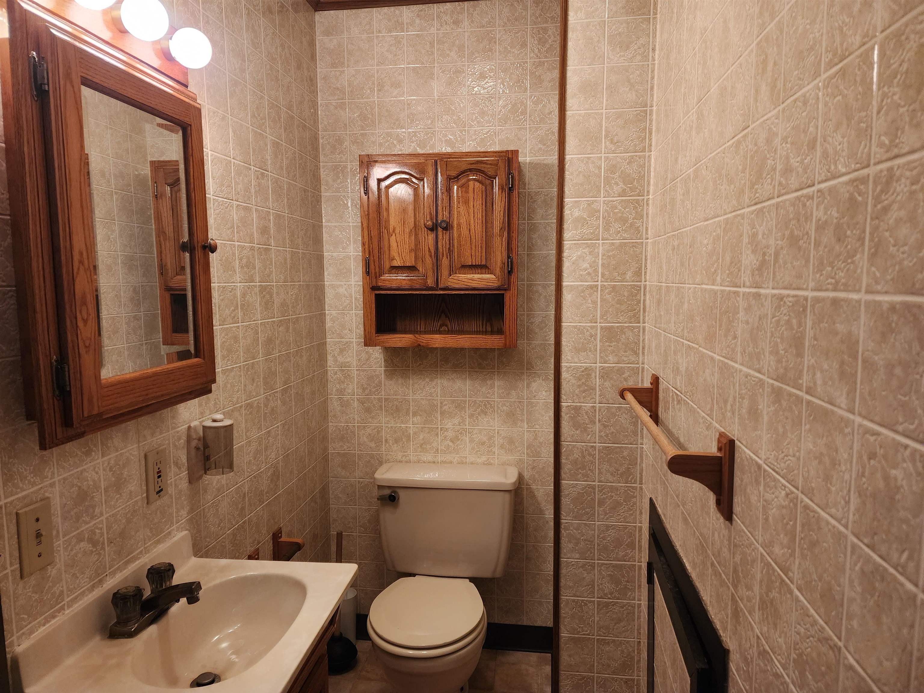 17 Union Street, Unit 3 Littleton, NH 03561 - Photo 42 of 53