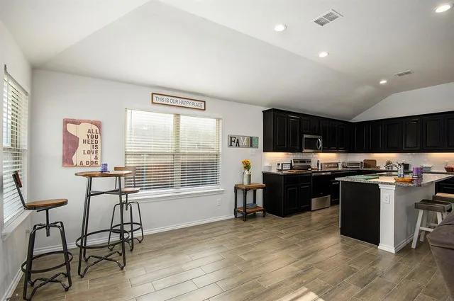 $285,000 | 3404 Tahiti, Fort Worth, TX 76123