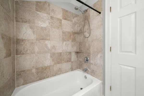 $242,000 | 6040 West 79th Street, Burbank, IL 60459