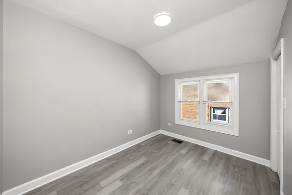 $242,000 | 6040 West 79th Street, Burbank, IL 60459