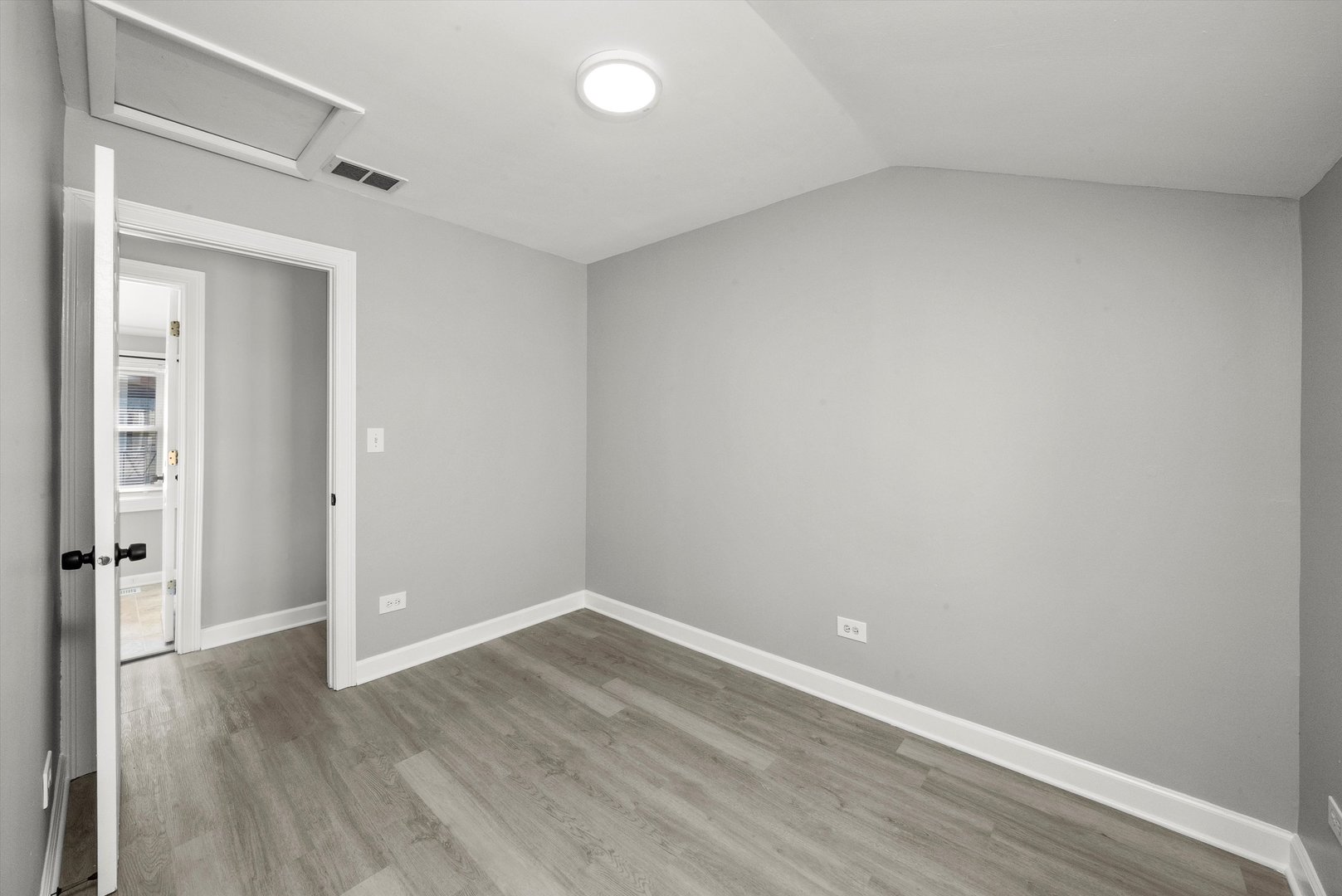 6040 West 79th Street Burbank, IL 60459 - Photo 20 of 34