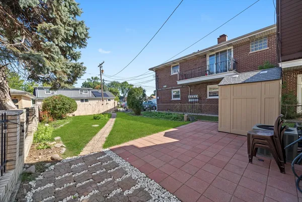 $242,000 | 6040 West 79th Street, Burbank, IL 60459