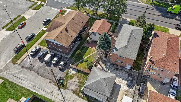 $242,000 | 6040 West 79th Street, Burbank, IL 60459