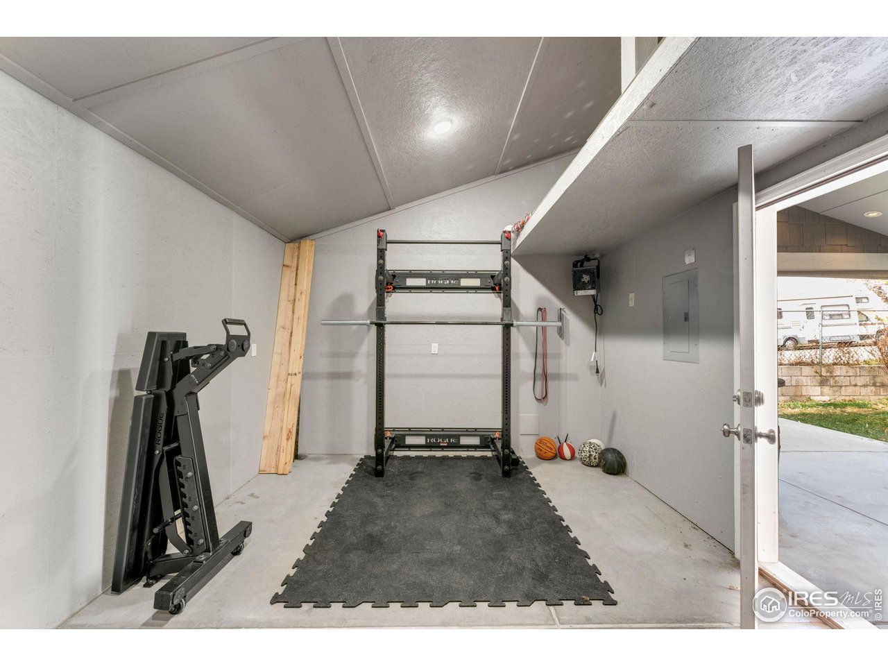 8169 Quaker Street Arvada, CO 80007 - Photo 20 of 20 Heated Bonus space- Gym Equipment Stays if Wanted