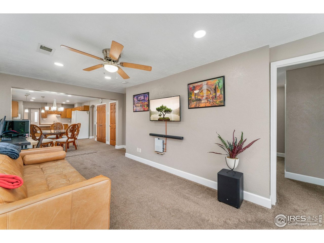 8169 Quaker Street Arvada, CO 80007 - Photo 9 of 20 Living Room