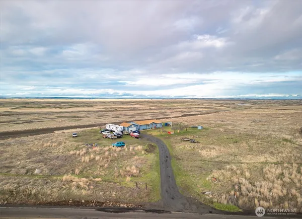 $310,000 | 261 Hardy Road, Lamont, WA 99017