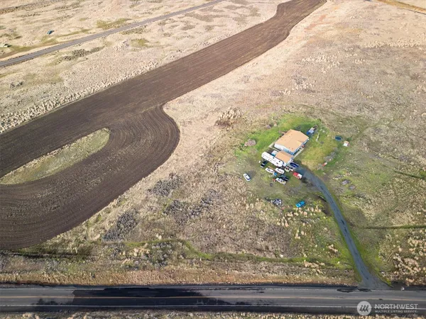 $310,000 | 261 Hardy Road, Lamont, WA 99017