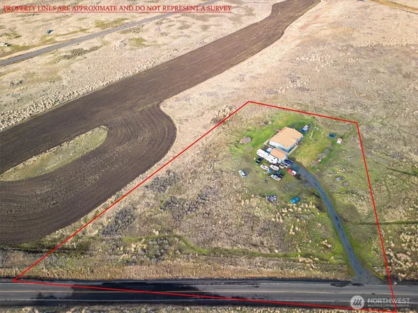 $310,000 | 261 Hardy Road, Lamont, WA 99017