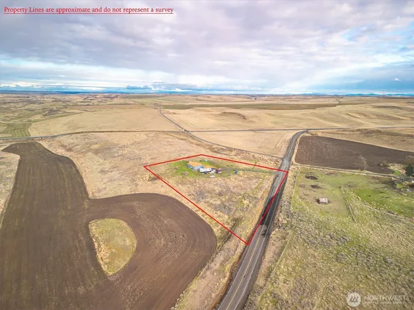 $310,000 | 261 Hardy Road, Lamont, WA 99017