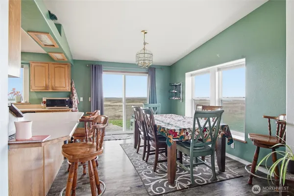 $310,000 | 261 Hardy Road, Lamont, WA 99017