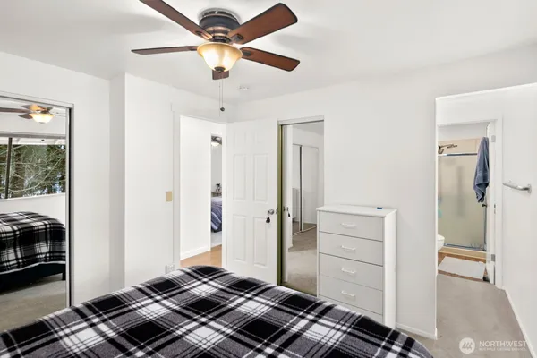 $799,950 | 6327 Polk Place, Everett, WA 98203