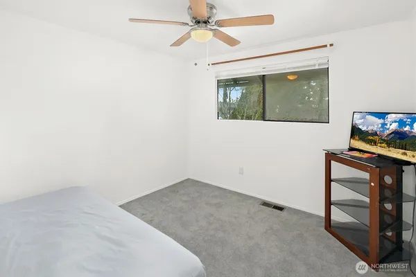 $799,950 | 6327 Polk Place, Everett, WA 98203