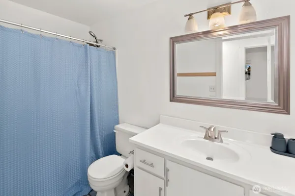 $799,950 | 6327 Polk Place, Everett, WA 98203