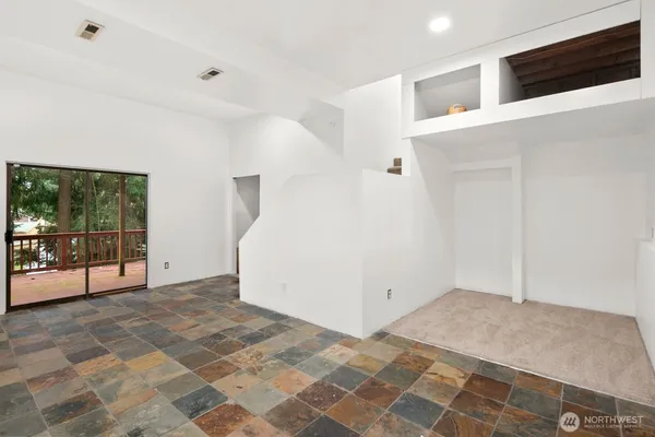 $799,950 | 6327 Polk Place, Everett, WA 98203