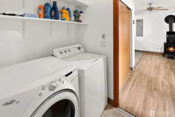 $799,950 | 6327 Polk Place, Everett, WA 98203