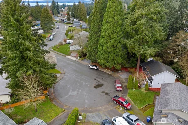 $799,950 | 6327 Polk Place, Everett, WA 98203