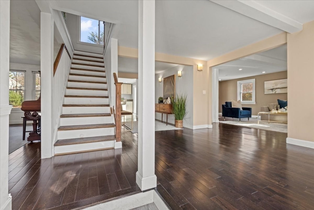 504 York Street Canton, MA 02021 - Photo 8 of 40 Gallery Image 8