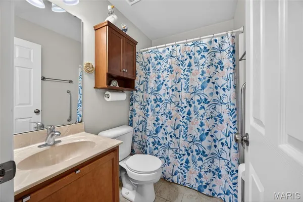 $245,000 | 35 Swaying Pine Lane, Winfield, MO 63389