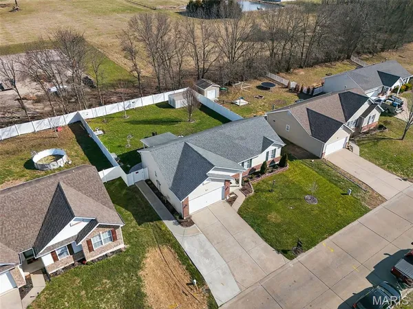 $245,000 | 35 Swaying Pine Lane, Winfield, MO 63389